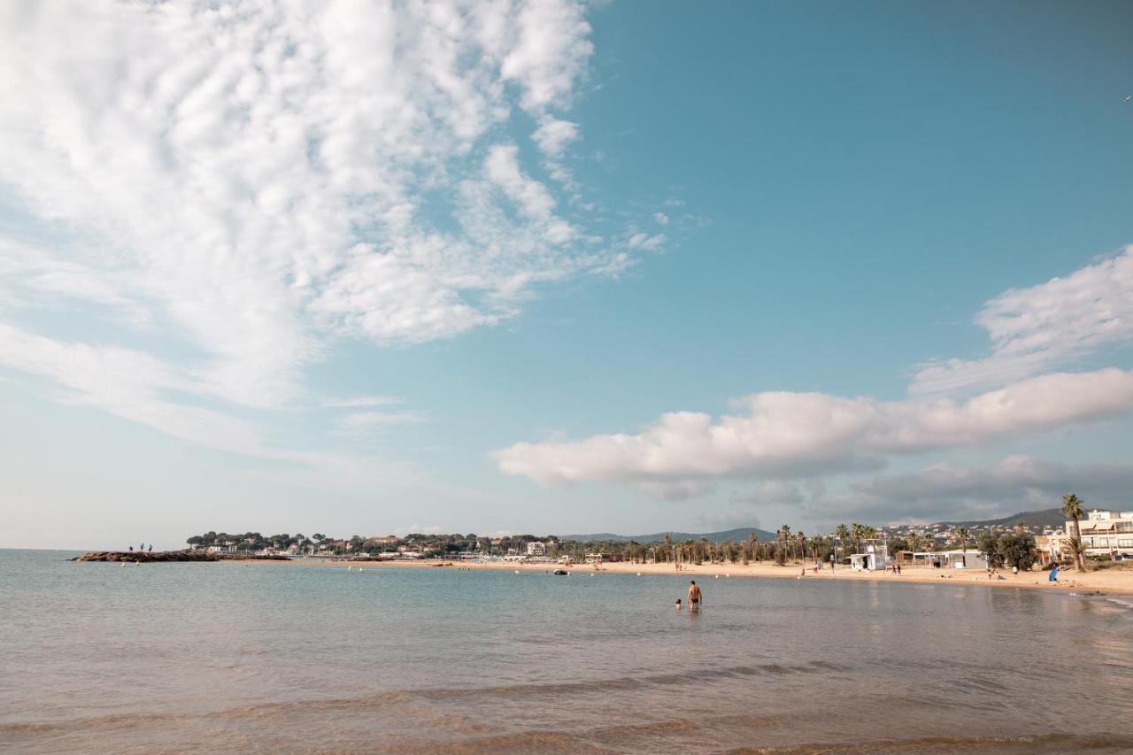 Appart' Au Port Lägenhet Fréjus Exteriör bild