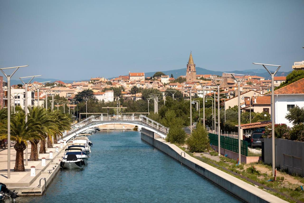 Appart' Au Port Lägenhet Fréjus Exteriör bild